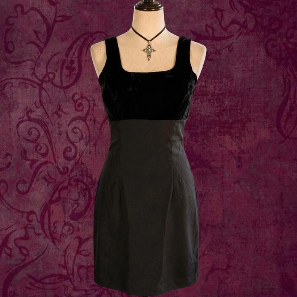 90s Black Velvet Mini Dress 7/8 Square Neck Witchy Goth